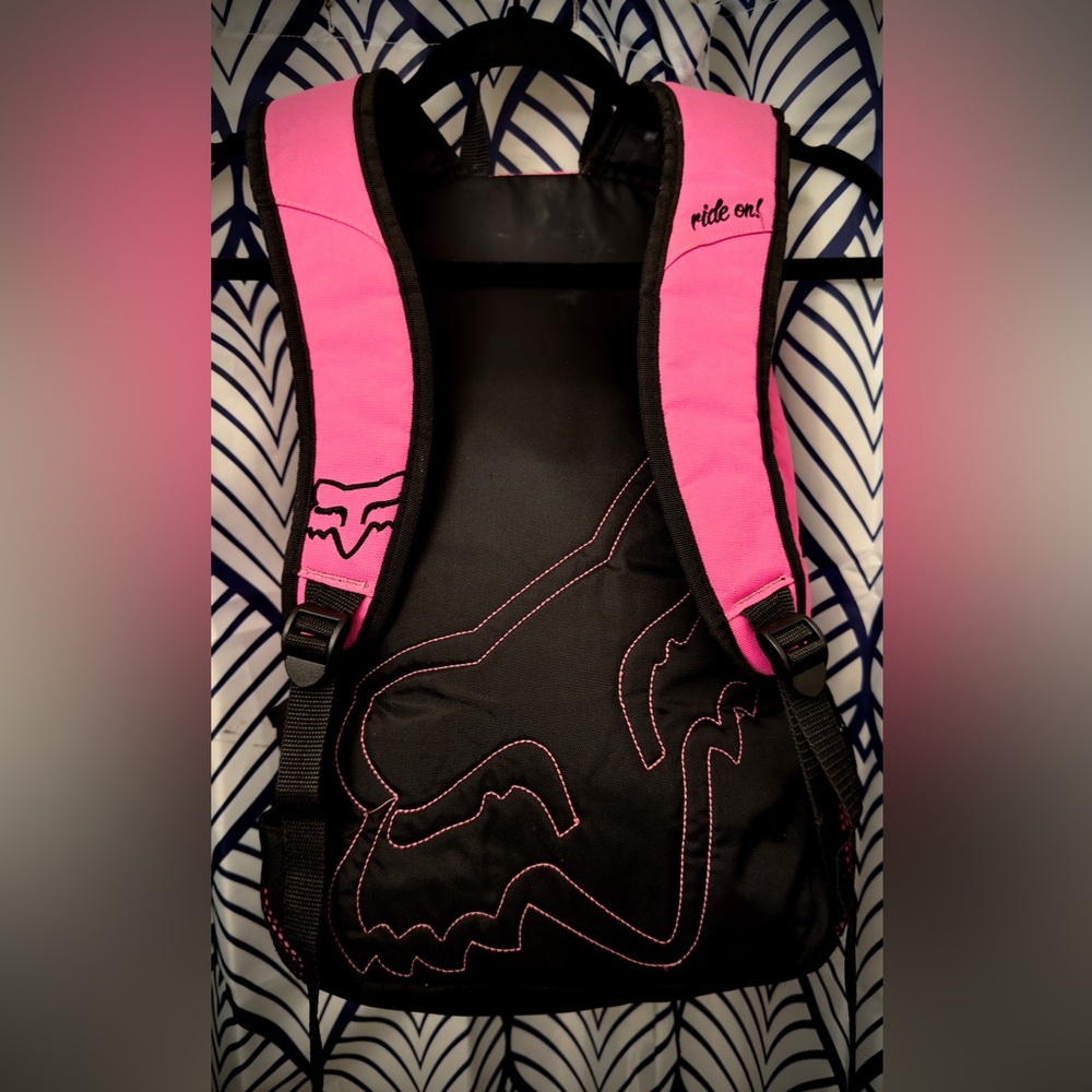 Fox Vibrant Pink Backpack with Black Accents - Picture 4 of 4